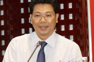 Phê chuẩn ông Nguyễn Mạnh Hùng làm Phó Chủ tịch UBND tỉnh Tây Ninh Phê chuẩn ông Nguyễn Mạnh Hùng làm Phó Chủ tịch UBND tỉnh Tây Ninh