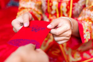 Nguồn gốc ý nghĩa của phong tục lì xì ngày Tết mọi người cần biết