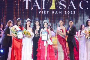 Cựu thủ khoa Đại học Văn hoá Hà Nội xuất sắc giành vương miện Hoa khôi tài sắc Việt Nam 2023