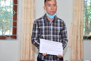 Lai Châu: Bắt khẩn cấp đối tượng vận chuyển thuê 10 bánh heroin với giá 100 triệu đồng