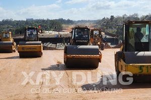 Đắk Lắk: Chùm ảnh cận cảnh đại lộ ngàn tỷ thông xe trước thềm năm mới 2023