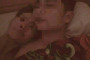 Nóng - Lộ ảnh "ân ái" của Chủ tịch xã với nữ cán bộ