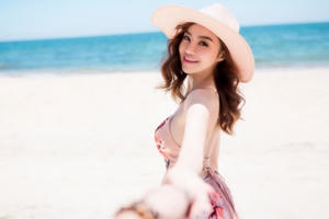 Kiều Ngân khoe vẻ đẹp mong manh ở thiên đường Maldives Việt Nam