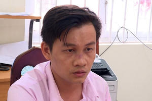 Bắt đối tượng liều lĩnh dùng súng cướp tiệm vàng người quen để lấy tiền trả nợ