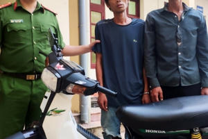 Lạng Sơn: Liên tiếp bắt giữ nhiều đối tượng hành nghề "đạo chích" Lạng Sơn: Liên tiếp bắt giữ nhiều đối tượng hành nghề "đạo chích"