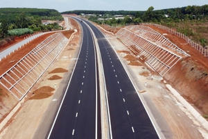 Nhiều bất cập trong việc cấp phép khai thác khoảng sản cho các dự án giao thông quốc gia