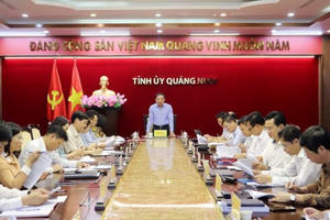 Quảng Ninh: Khắc phục tình trạng cán bộ làm việc cầm chừng, né tránh, ngại va chạm