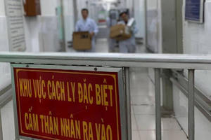 Một trong hai bệnh nhân Trung Quốc được cách ly tại Bệnh viện Chợ Rẫy đã khỏi bệnh Một trong hai bệnh nhân Trung Quốc được cách ly tại Bệnh viện Chợ Rẫy đã khỏi bệnh