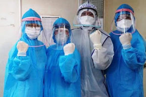 Tuyến đầu “chân cứng đá mềm” Tuyến đầu “chân cứng đá mềm”