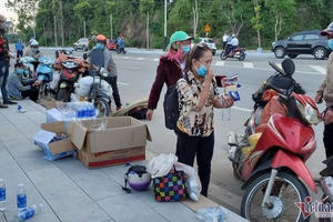 Chấn chỉnh tình trạng F0 trong khu cách ly phải ra ngoài đi vệ sinh