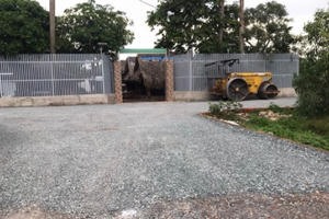 3 anh em đồng lòng "cướp đất", đe doạ người thi hành công vụ?