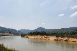 Đắk Nông: Hàng chục nghìn mét vuông đất trôi sông, kiến nghị thu hồi giấy phép khai thác cát