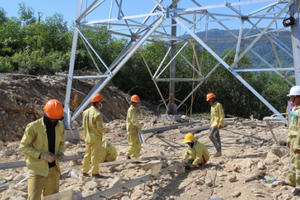 Phấn đấu hoàn thành tiến độ dự án Đường dây 500 kV Dốc Sỏi – Pleiku 2