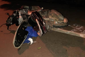 Đắk Lắk: Hai mẹ con bị xe ôtô tông tử vong khi đứng chờ sang đường