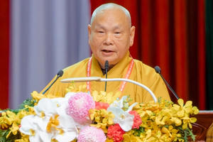 Chủ tịch Hội đồng trị sự TƯ GHPGVN tuyên đọc diễn văn khai mạc Đại hội