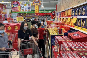 Sức mua dịp Tết Nguyên đán 2024 dự kiến tăng khoảng 10%