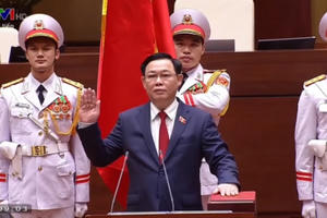 Video: Nghi lễ tuyên thệ nhậm chức tân Chủ tịch Quốc hội khóa XIV Video: Nghi lễ tuyên thệ nhậm chức tân Chủ tịch Quốc hội khóa XIV