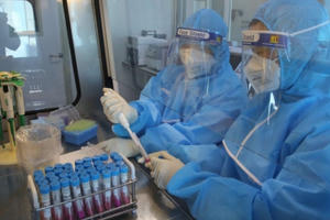 Nữ nhân viên làm tóc nhiễm Covid-19 ở Nghệ An tái dương tính với SARS-CoV-2