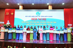 Hội LHPN tỉnh Kiên Giang: Tự tin, Tự trọng, Trung hậu, Đảm đang Hội LHPN tỉnh Kiên Giang: Tự tin, Tự trọng, Trung hậu, Đảm đang