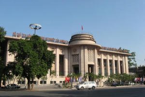 Vì sao lãi suất cho vay không giảm?