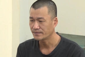 Khởi tố, bắt giam đối tượng cướp giật điện thoại của nữ công nhân