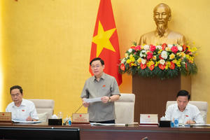 Thường vụ Quốc hội xem xét nghị quyết về sắp xếp đơn vị hành chính cấp huyện, xã