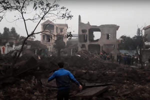 Hé lộ nguyên nhân vụ nổ khiến 5 ngôi nhà bị sập, ít nhất 9 người thương vong