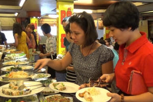 Dịch vụ cơm chay, cỗ chay ăn theo tháng Vu Lan tăng đột biến