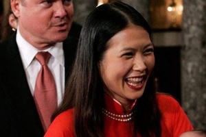 Chân dung người vợ gốc Việt của ứng viên Bộ trưởng Quốc phòng Mỹ Chân dung người vợ gốc Việt của ứng viên Bộ trưởng Quốc phòng Mỹ