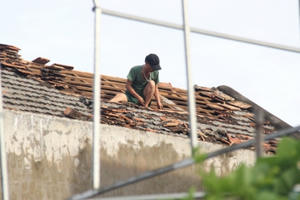 Người dân Quảng Bình “gồng mình” khắc phục sau bão Doksuri Người dân Quảng Bình “gồng mình” khắc phục sau bão Doksuri