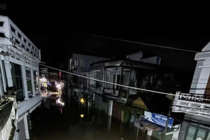 Mưa lớn do bão số 13 gây ngập sâu tại Đắk Lắk