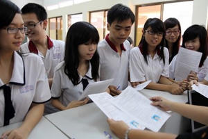 Thủ tướng phê bình nghiêm khắc các địa phương để xảy ra sai phạm trong thi cử