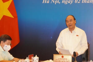 Chủ tịch nước: Mở dần đường bay thương mại, không áp dụng giãn cách quá dài