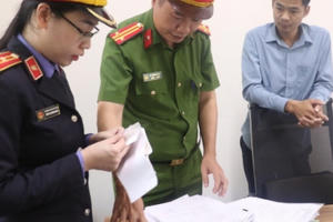 Nghệ An: Bắt tạm giam một cán bộ Ban QLDA Tương Dương