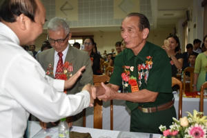 Thủ tướng Chính phủ dự chương trình nghệ thuật “Một thời hoa đỏ”