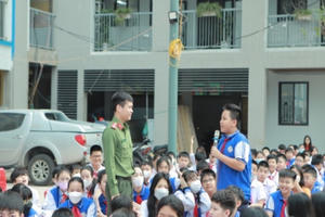 Tuyên truyền, phổ biến giáo dục pháp luật về Luật An ninh mạng tới học sinh Hà Nội