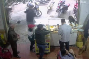 Nữ sinh lớp 8 mất tích suốt 1 tuần, trích xuất camera phát hiện đi cùng người đàn ông lạ