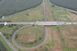 Trình Bộ Xây dựng chọn liên danh làm nhà đầu tư cao tốc Dầu Giây - Tân Phú Trình Bộ Xây dựng chọn liên danh làm nhà đầu tư cao tốc Dầu Giây - Tân Phú