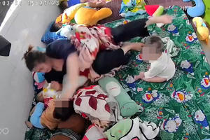 Cơ quan chức năng vào cuộc vụ bảo mẫu liên tục tát vào đầu, mặt bé gái khoảng 1 tuổi