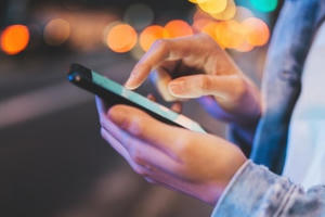 Thí điểm Mobile Money: Không giao dịch quá 10 triệu đồng mỗi tháng Thí điểm Mobile Money: Không giao dịch quá 10 triệu đồng mỗi tháng