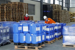 Tăng cường quản lý, kiểm soát hóa chất hạn chế sản xuất, kinh doanh trong lĩnh vực công nghiệp