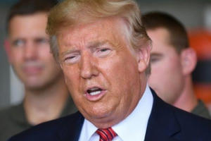 Tổng thống Mỹ bác tin gây sức ép với người đồng cấp Ukraine