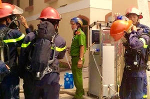 Cần Thơ: Cháy lớn ở Khu công nghiệp Trà Nóc Cần Thơ: Cháy lớn ở Khu công nghiệp Trà Nóc