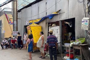 Thường xuyên bị đánh đập, người con tâm thần giết hại cha bằng con dao tự chế