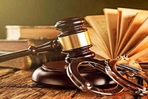 Án treo là gì - Xử phạt hành vi bị án treo vẫn cố tình vi phạm