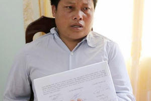 Lai Châu: Bắt đối tượng vận chuyển bánh heroin qua biên giới Lai Châu: Bắt đối tượng vận chuyển bánh heroin qua biên giới