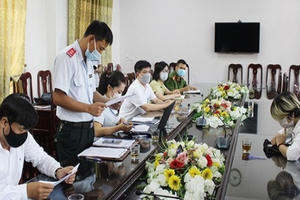 Phú Thọ: Đăng tin sai sự thật về tình hình COVID-19, nữ Facebooker bị phạt 5 triệu đồng Phú Thọ: Đăng tin sai sự thật về tình hình COVID-19, nữ Facebooker bị phạt 5 triệu đồng