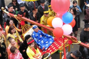 Lễ rước 32 cụ già thượng thọ ở Quảng Ninh