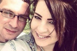 Nam thanh niên buộc phải khai báo với cảnh sát trước khi hẹn hò