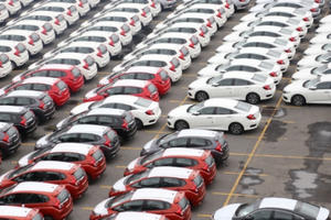 Vì sao ô tô nhập khẩu nguyên chiếc tăng?